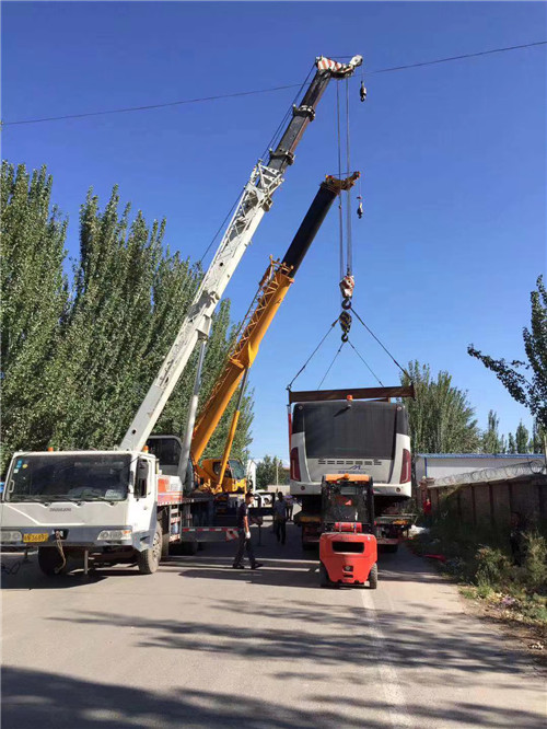 夏县港口集装箱搬运案例